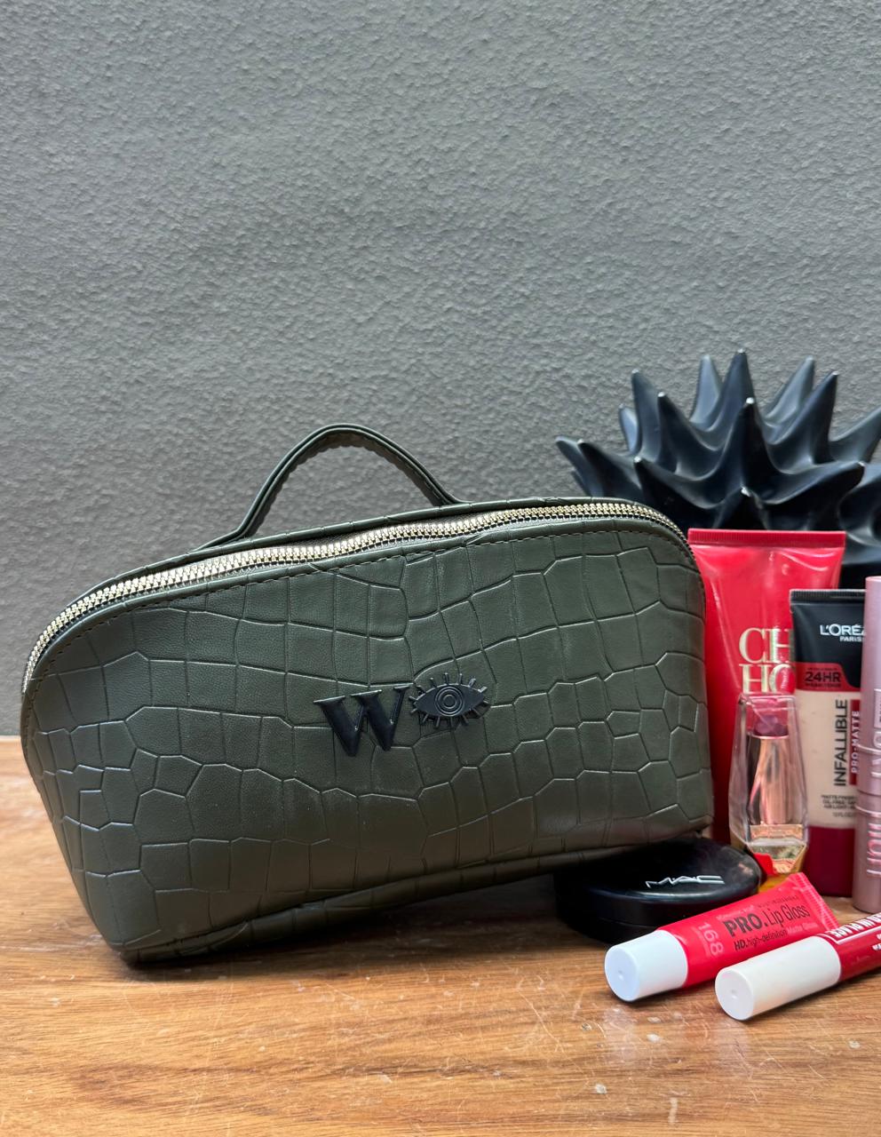 NECESER COLOR VERDE MILITAR