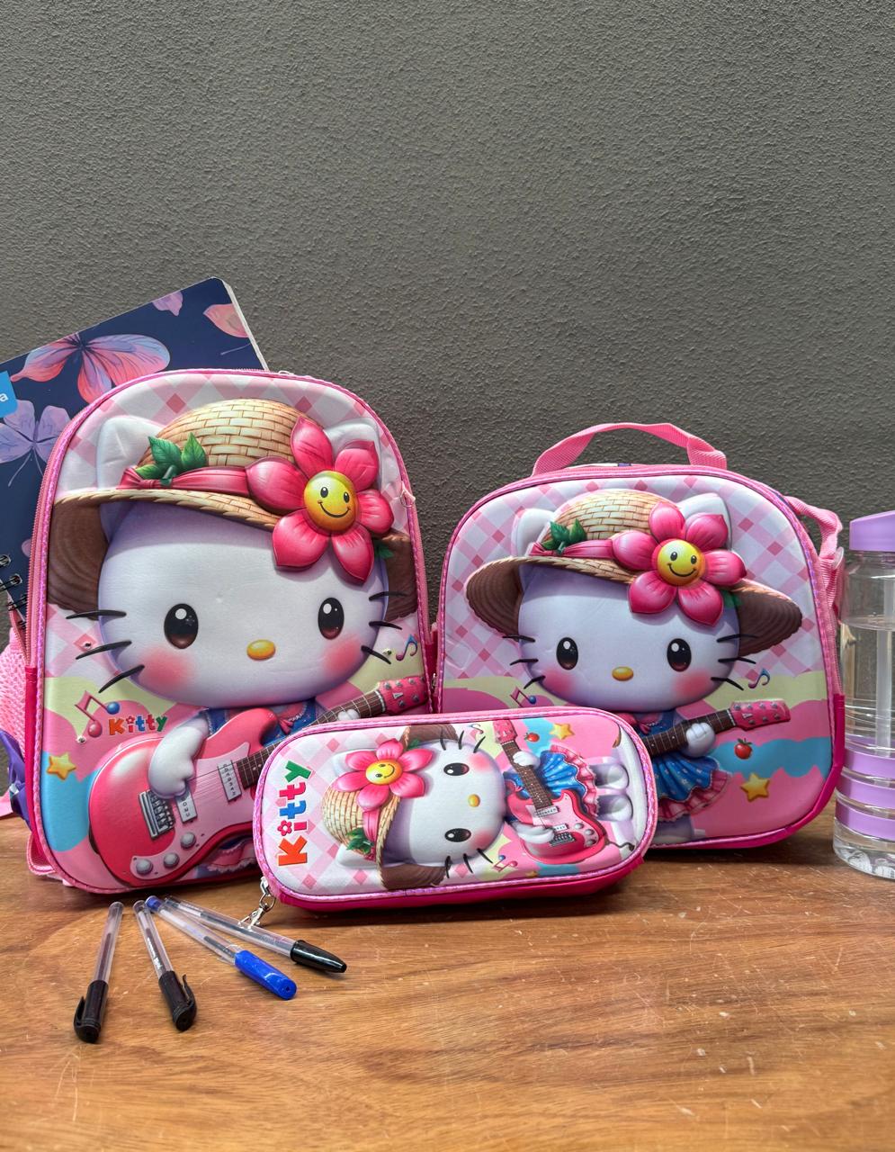 COMBO KINDER HELLO KITTY GUITARRA