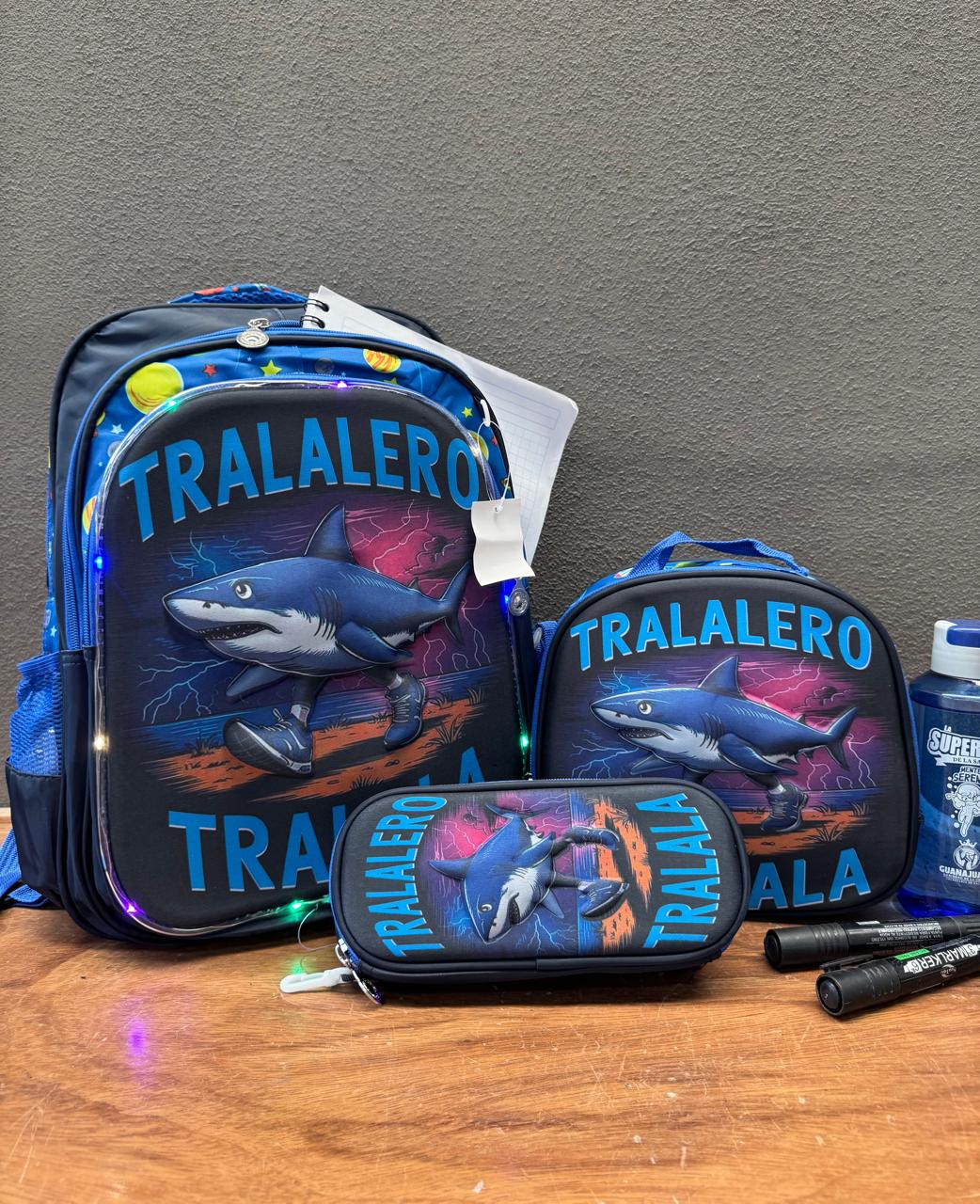 COMBO ESCOLAR TRALALERO TRALALA