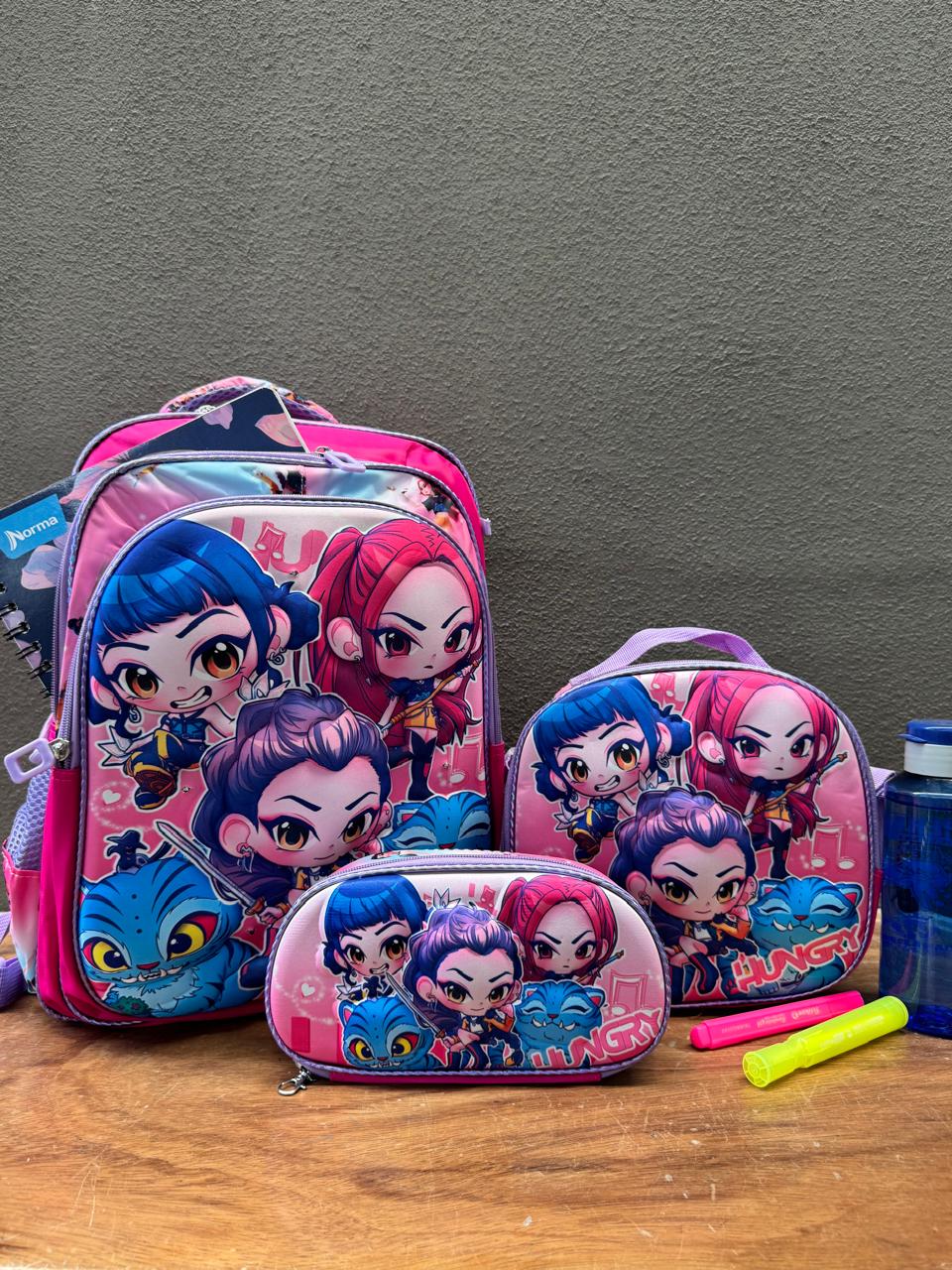 COMBO ESCOLAR BABY HUNTRIX FIUSHA