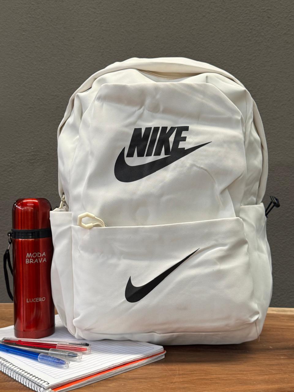 MOCHILA NIKE 004 HUESO