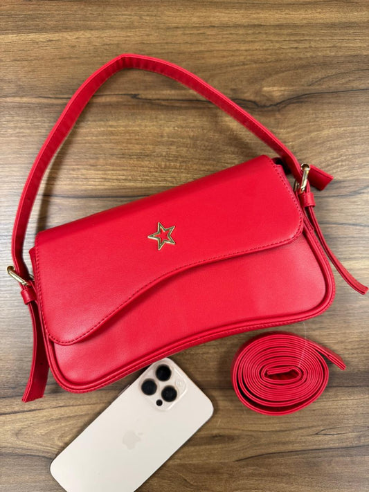 AGATHA ROJO FERRARI