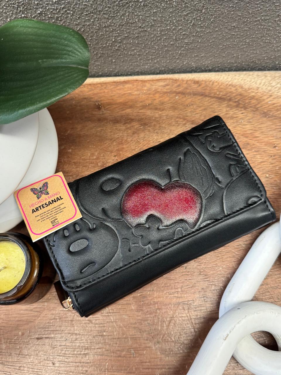 UB CARTERA NAYELI SNOOPY NEGRO