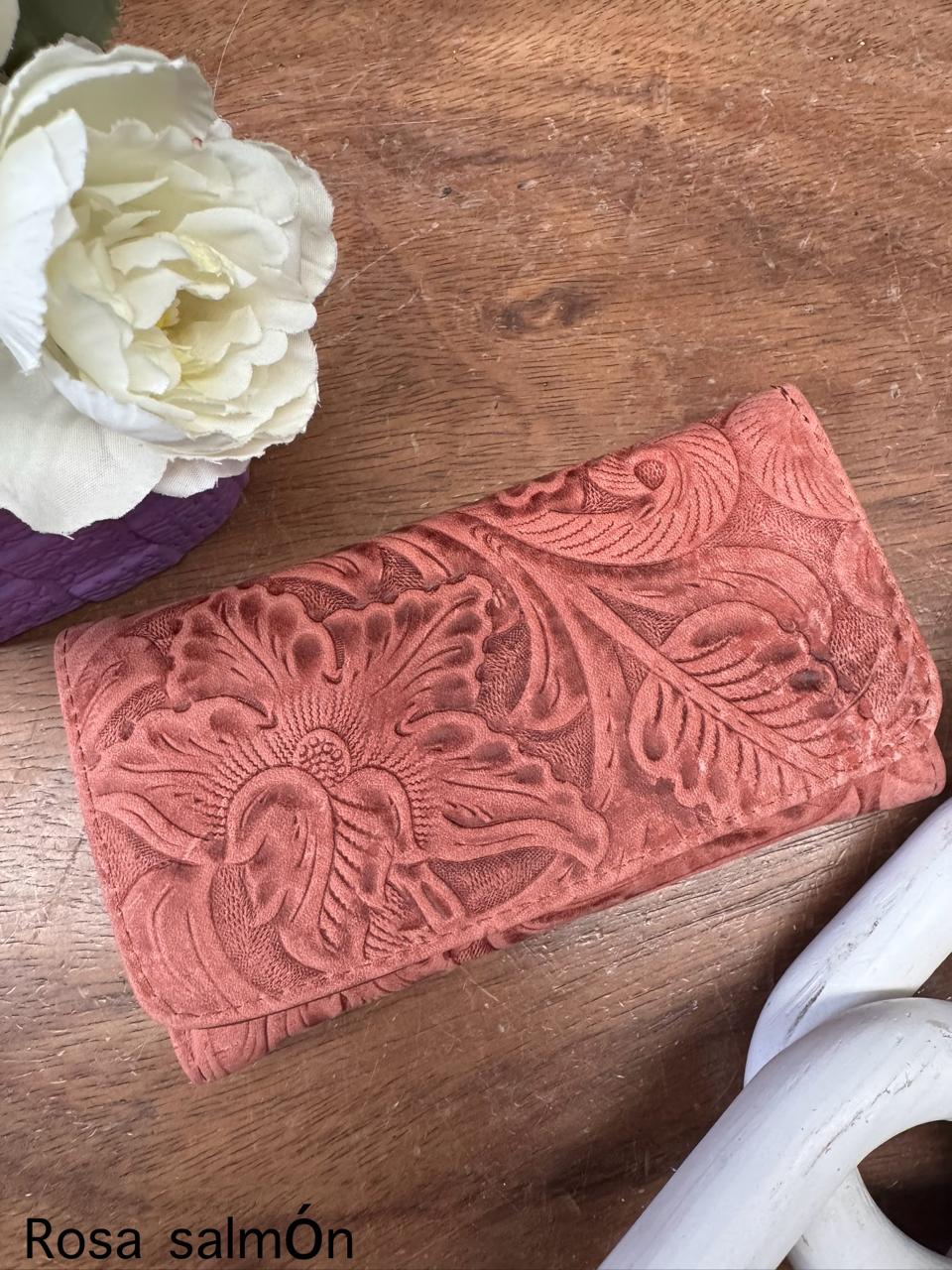CARTERA CINCELADA EVORA ROSA SALMON