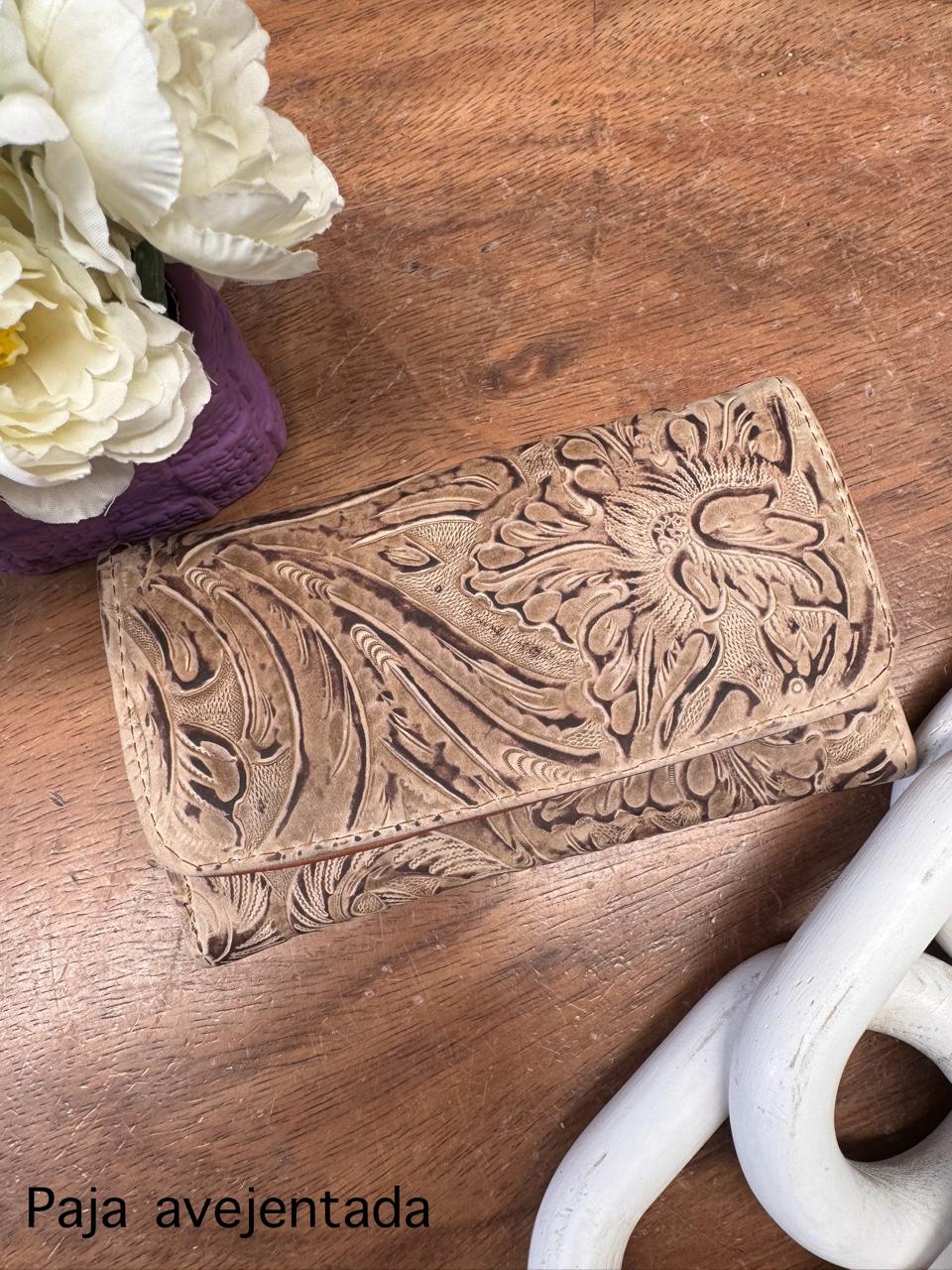 CARTERA CINCELADA EVORA PAJA AVEJENTADO CRAZY