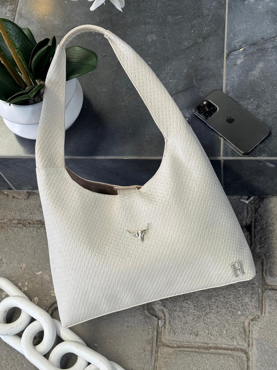 BOLSO ARTEMISA COLOR MARFIL GAMUZA