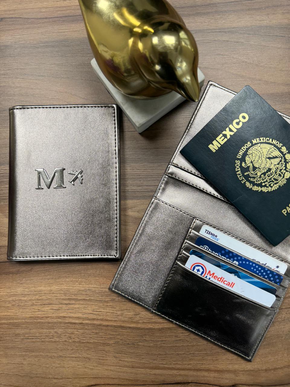 PORTAPASAPORTE IND INOX LISO