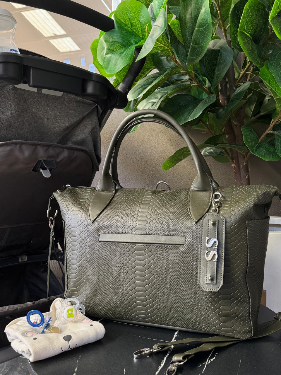 PAÑALERA PREMIUM COLOR VERDE MILITAR VIBORA