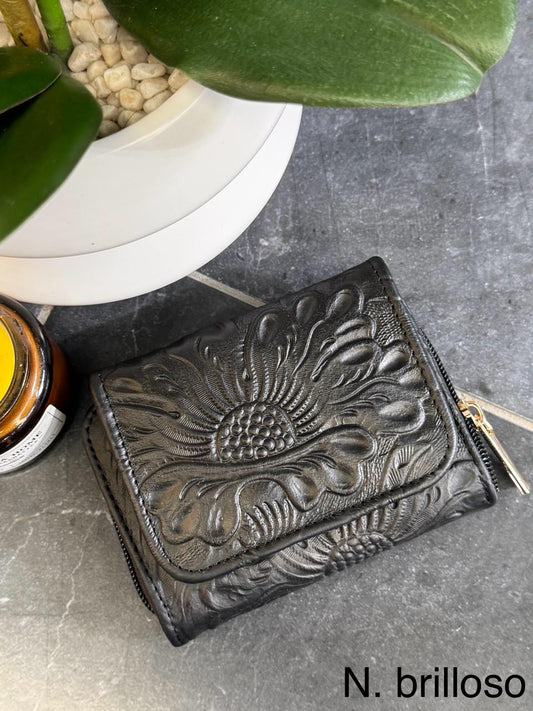 CARTERA PIEL KENYA NEGRO BRILLOSO FLORES