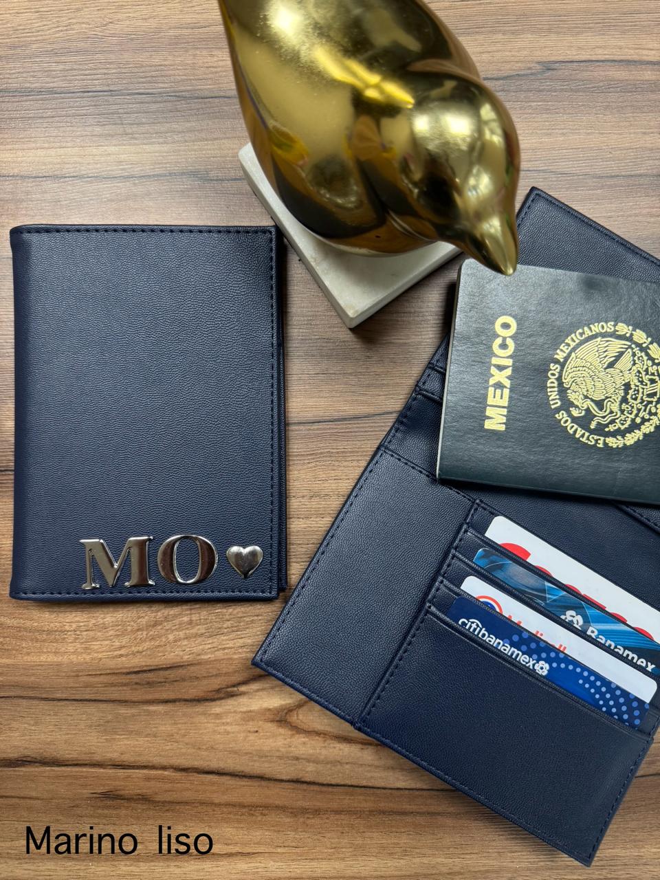 PORTAPASAPORTE IND AZUL MARINO LISO