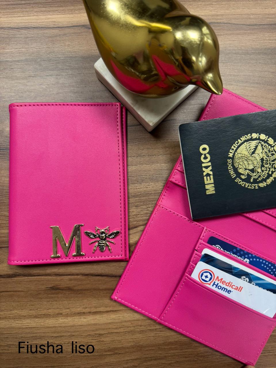 PORTAPASAPORTE IND FIUSHA LISO