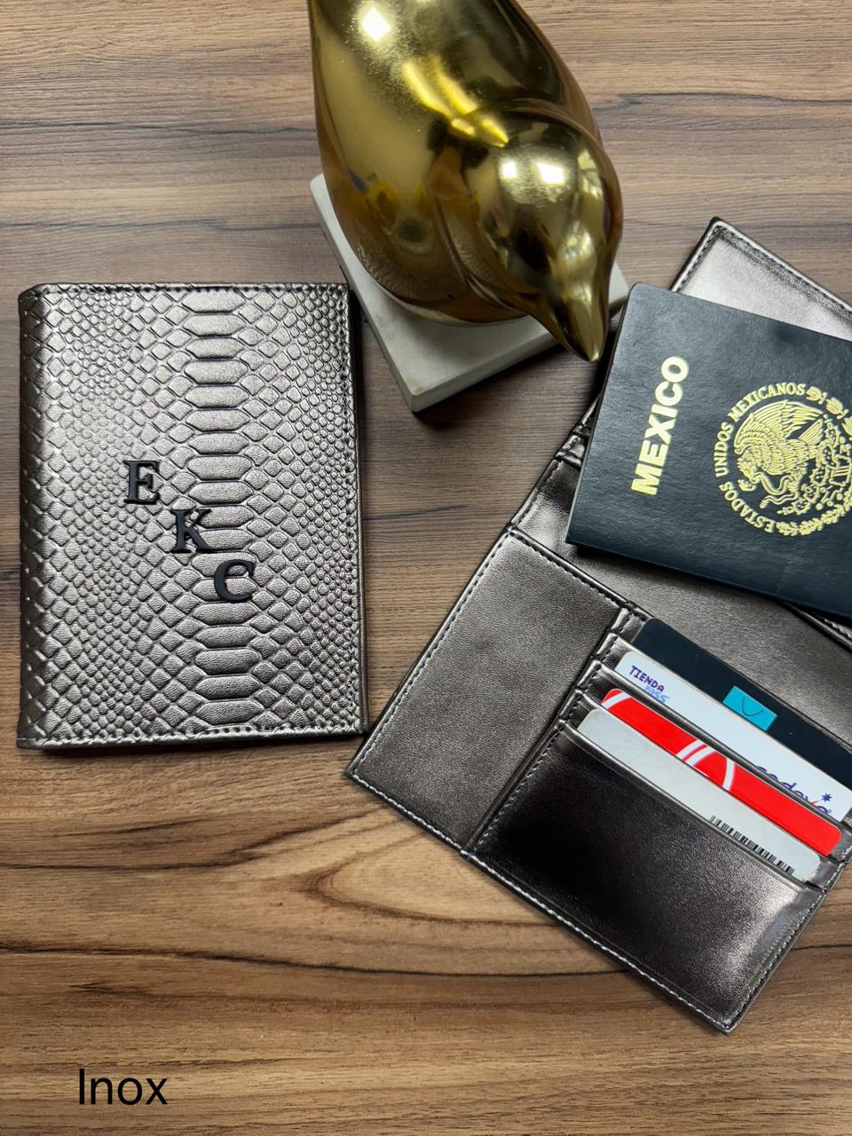 PORTAPASAPORTE IND. INOX