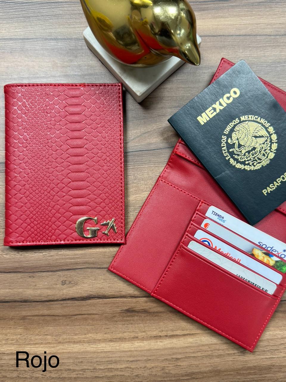 PORTAPASAPORTE IND ROJO