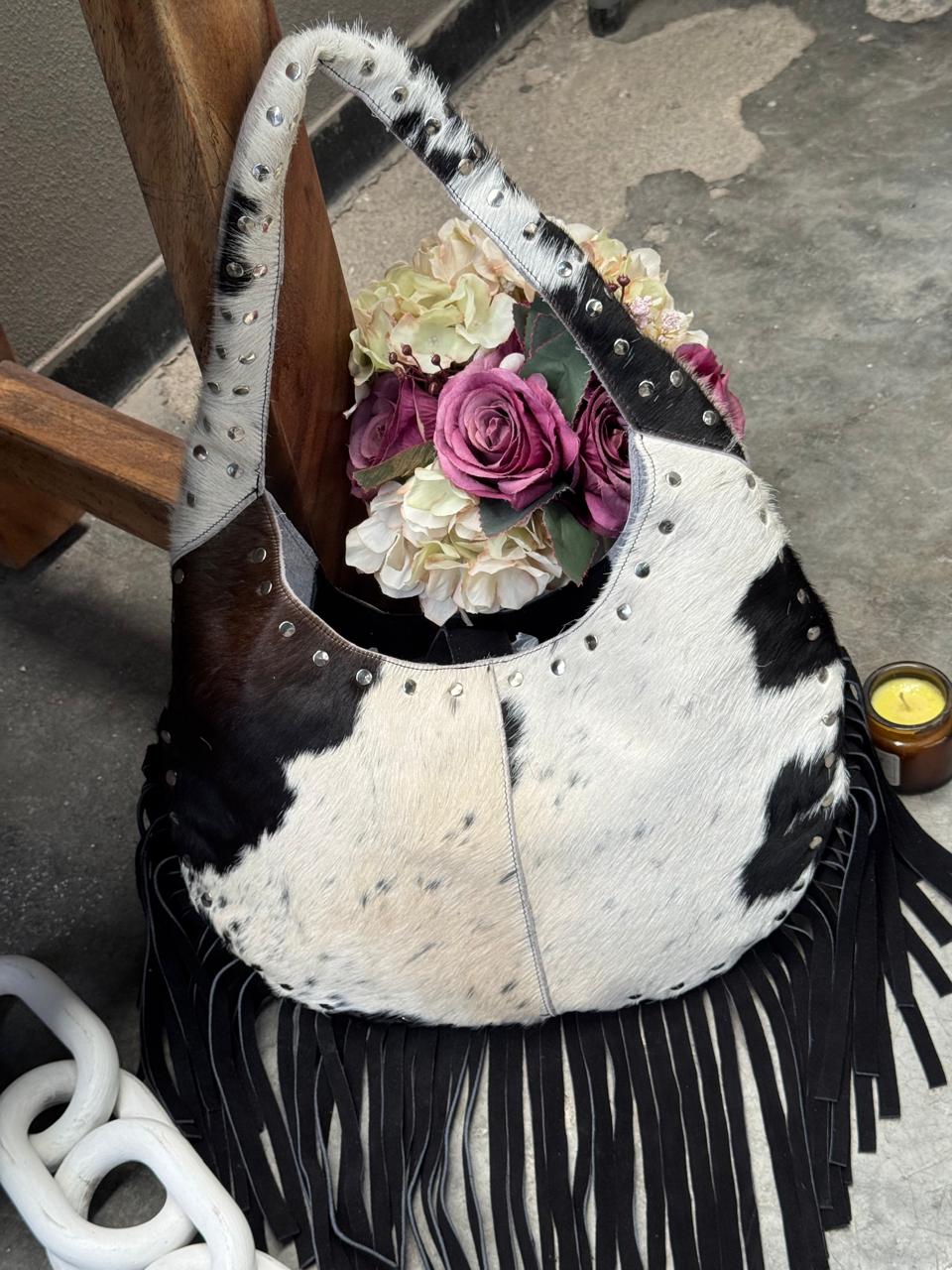 BOLSO MONTANA PELO Y BARBAS NEGRO