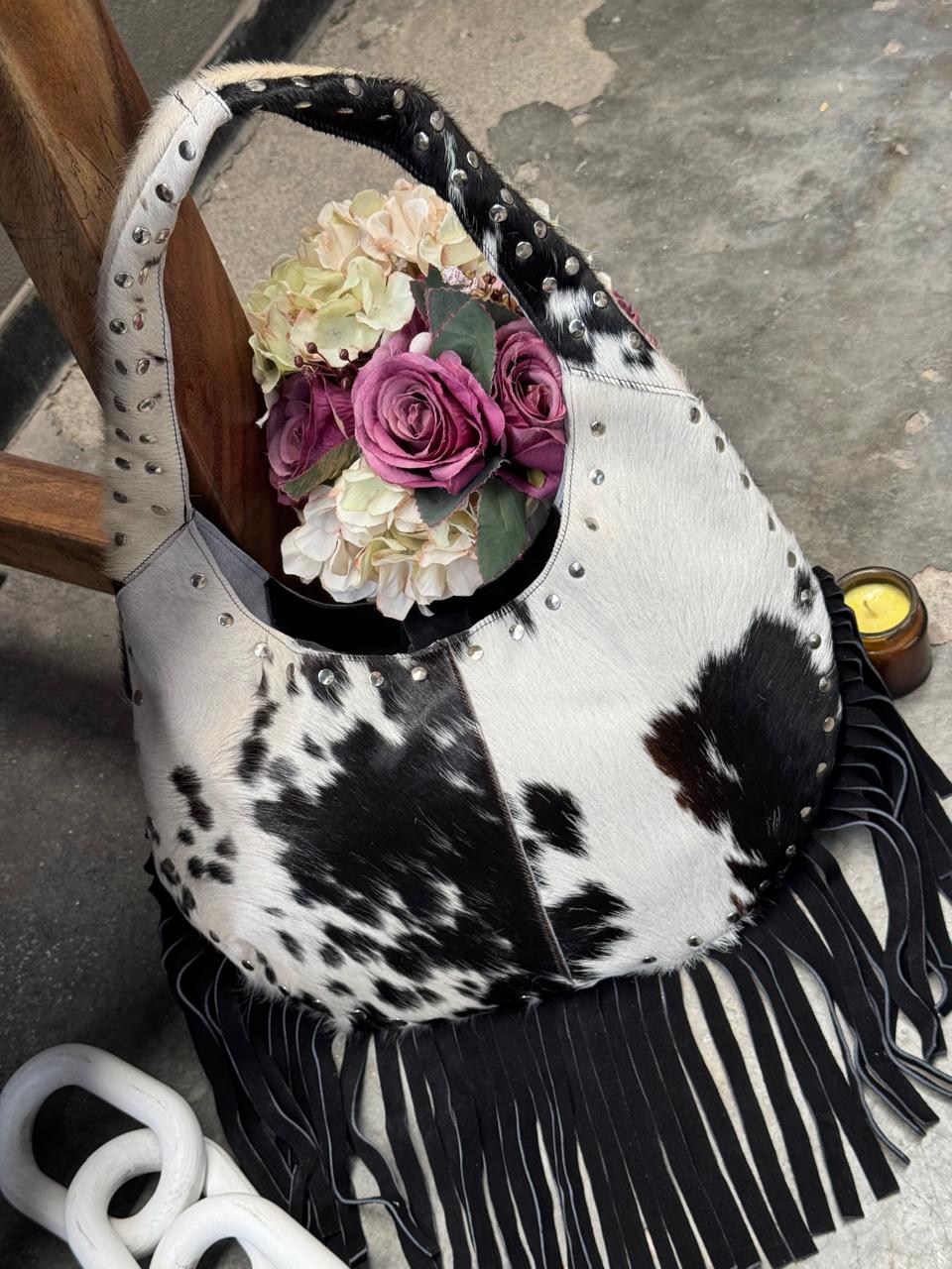 BOLSO MONTANA PELO Y BARBAS NEGRO