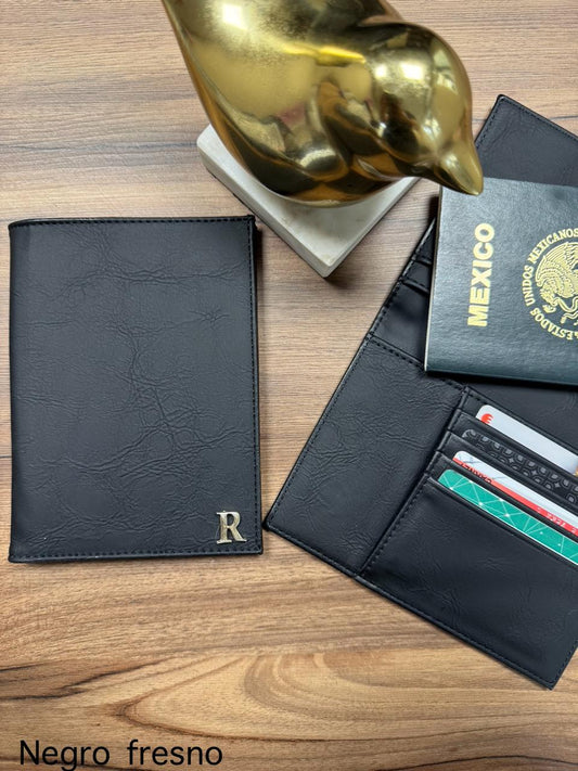 PORTAPASAPORTE IND NEGRO FRESNO