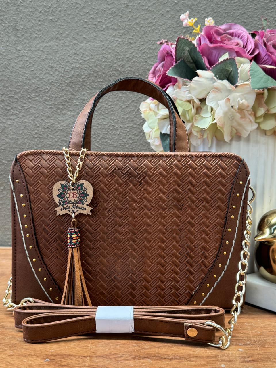 DB CROSSBODY ENTRAMADO CAMEL