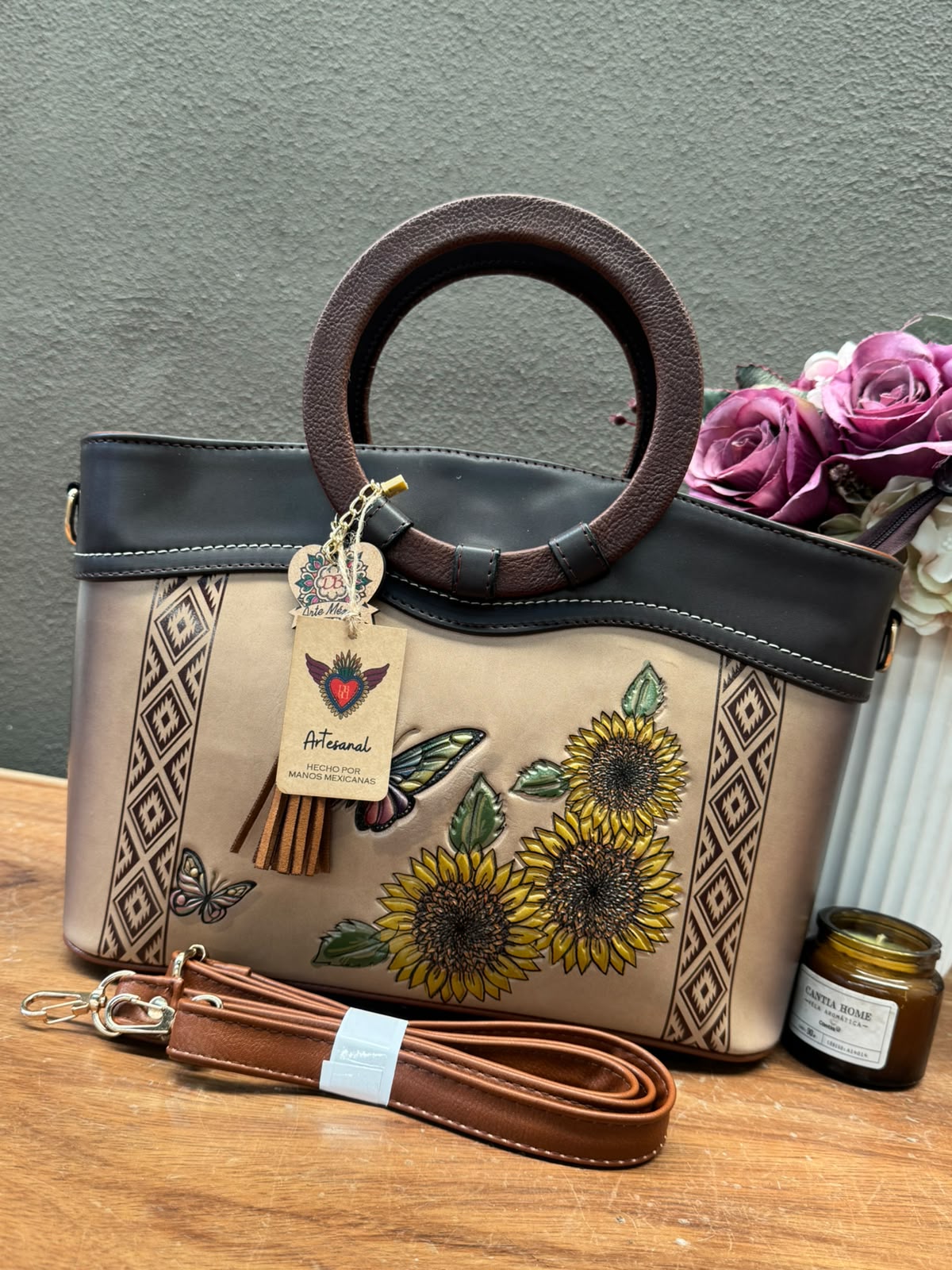 DB GDE BOLSA ARO GIRASOL MARIPOSA CAPUCHINO