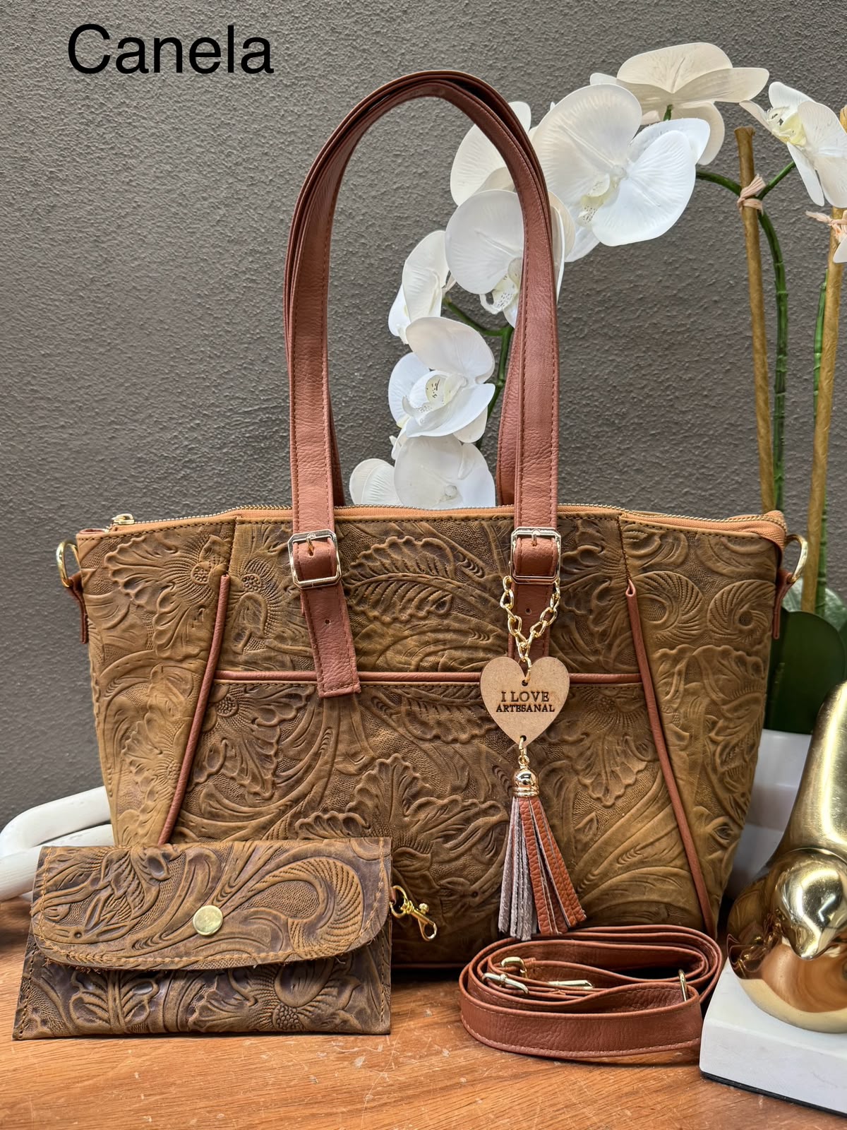 BOLSO BRIANDA COLOR CANELA