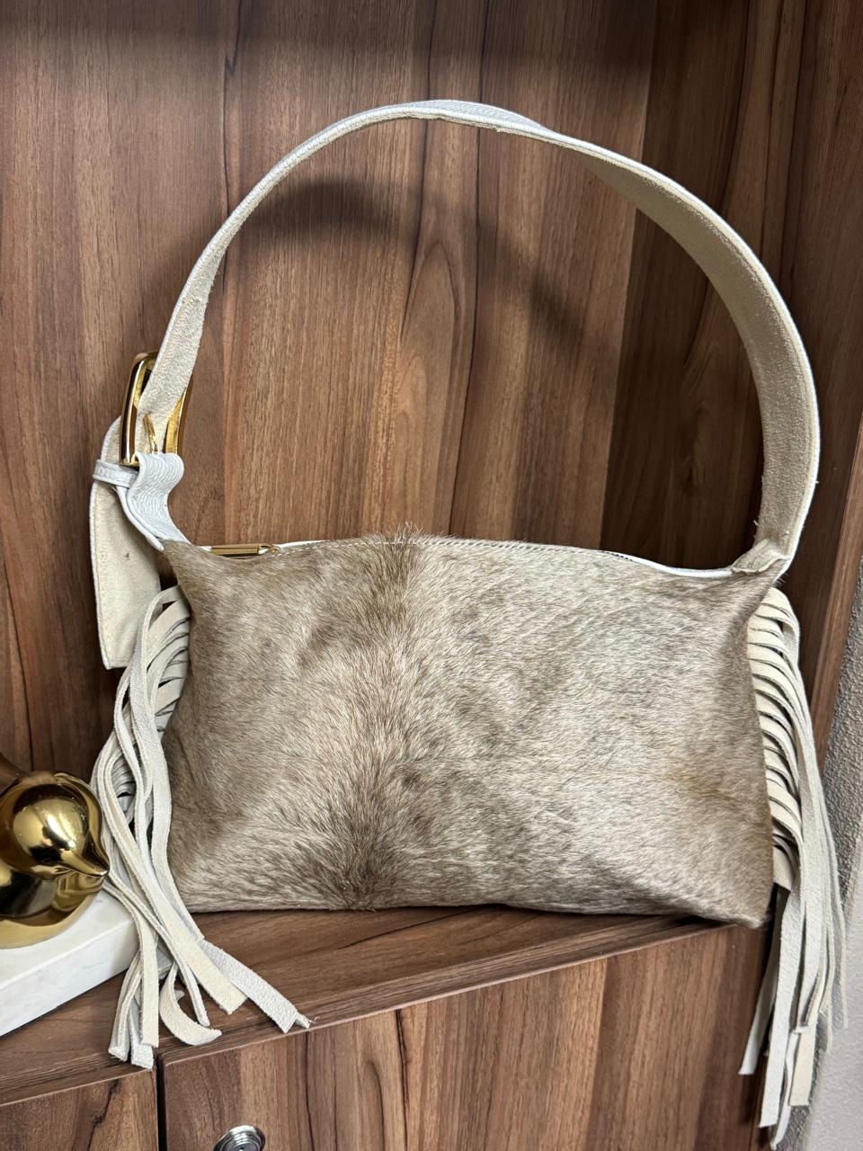 BOLSO TEXAS PELO MAQUILLAJE BARBAS