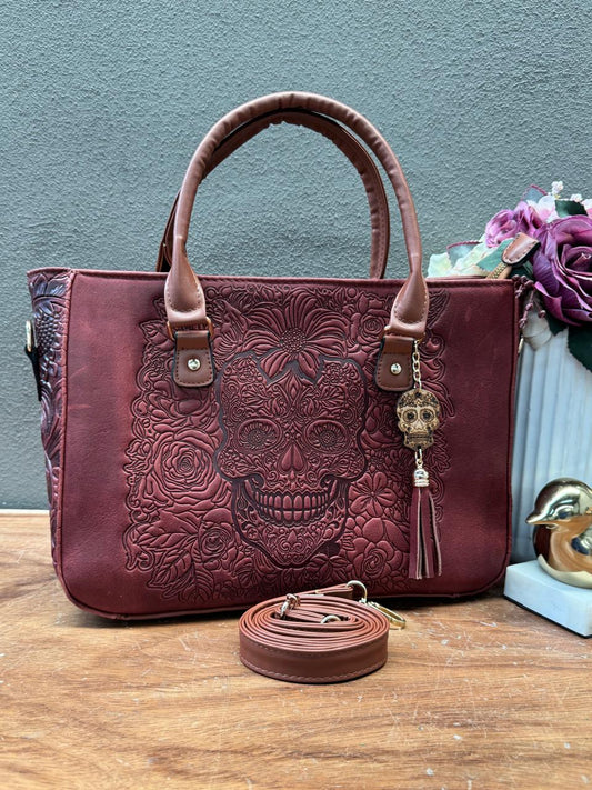 CARTAGENA PIEL CALAVERA COLOR GUINDA