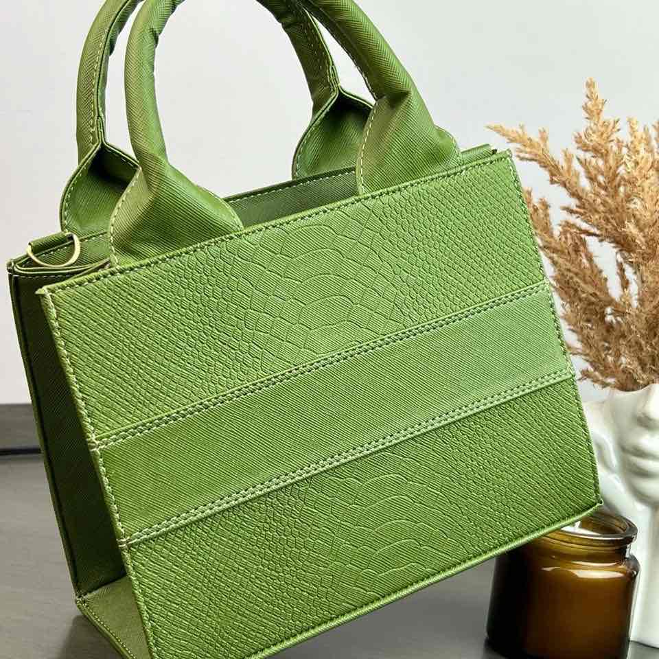 TOTE CLASICA MINI VERDE OLIVO