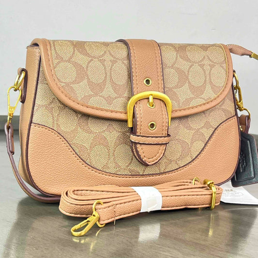 COACH 002 MAQUILLAJE