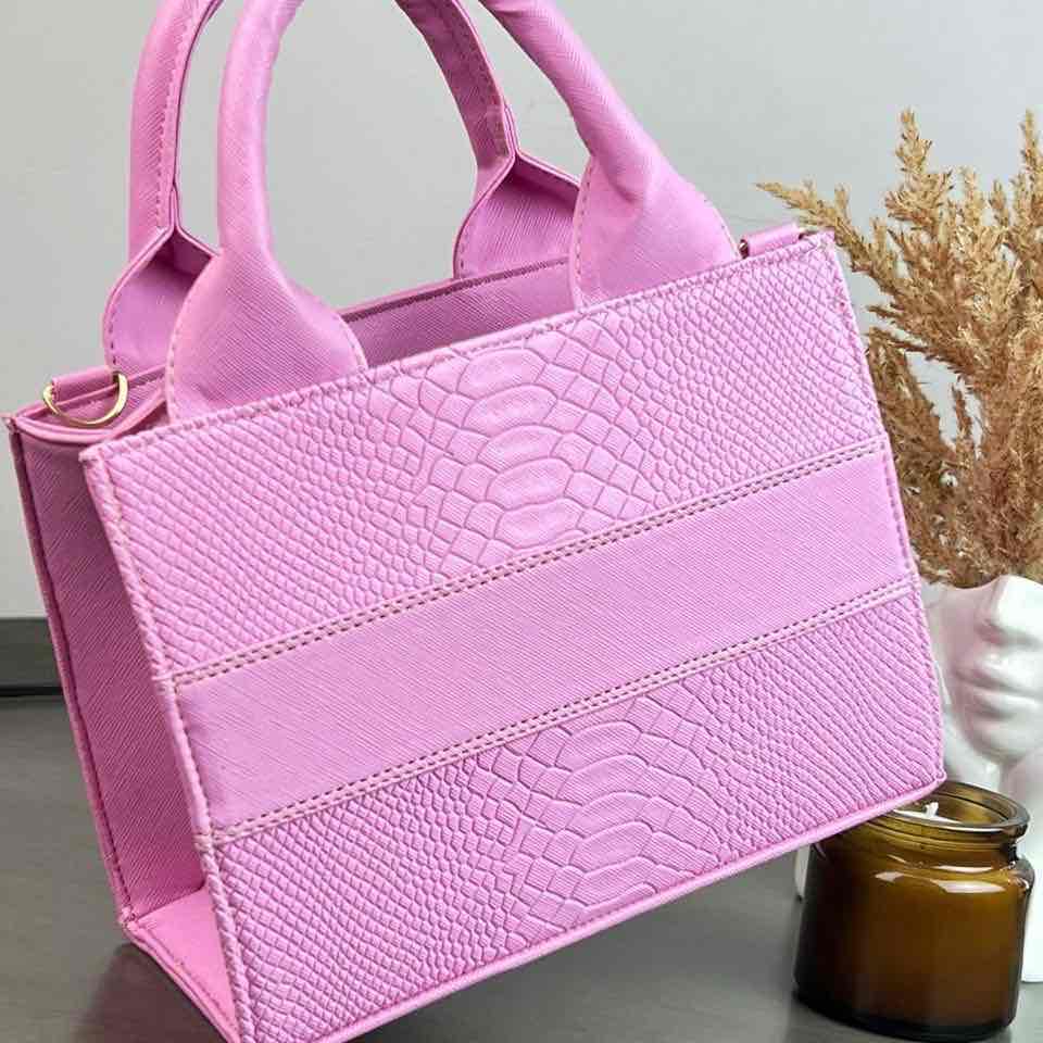 TOTE CLASICA MINI ROSA BARBIE