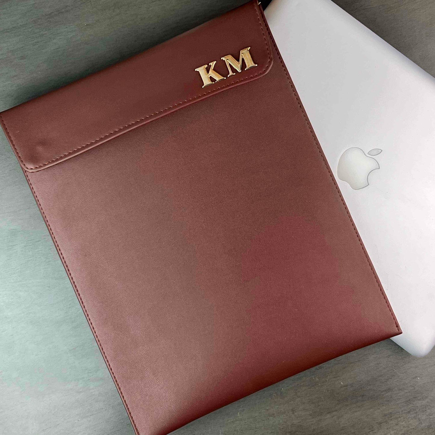 FUNDA PARA IPAD COMINO