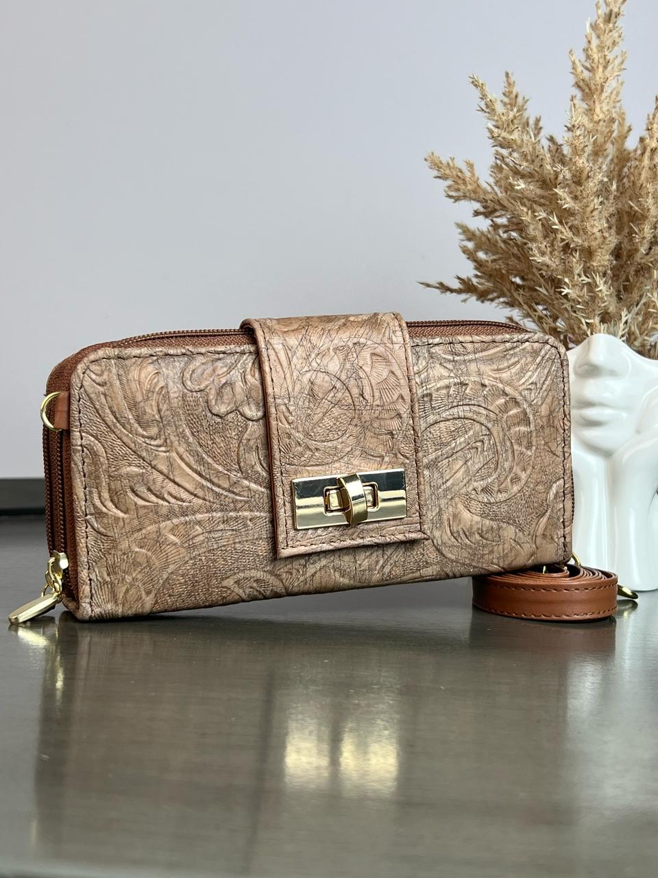 CARTERA PIEL BROCHE MAQUILLAJE VIEJO